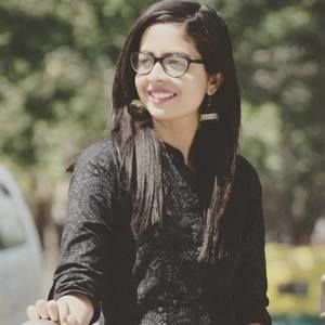 Meet your Posher, Manya